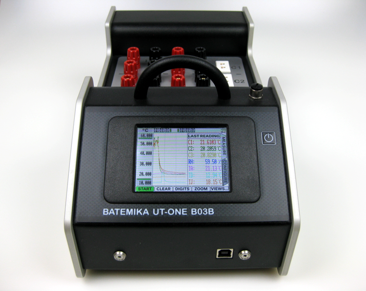 Batemika-UT-ONE-B03B-Digital-Thermometer-Readout-2