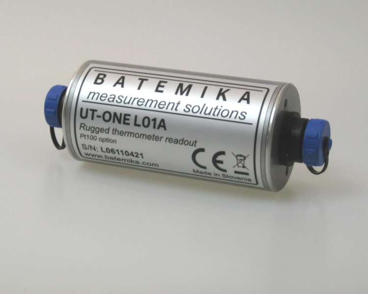 Batemika-UT-ONE-L01A-Digital-Thermometer-Readout-1